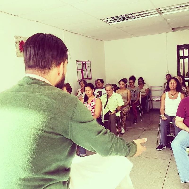 Cursos y formación 33